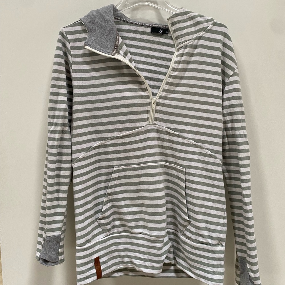 Mindy Mae 3/4 zip up